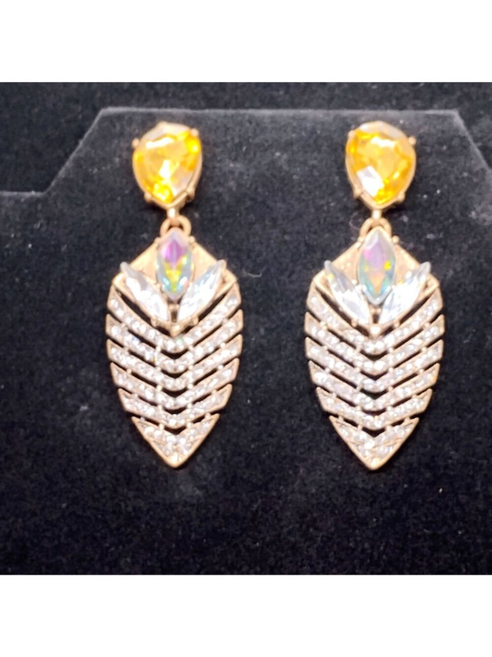 Large Blingy Dangle Drop Earrings AB Rhinestones Yellow Stone Gold Tone - Picture 2 of 5